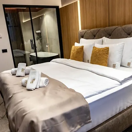 Helm Hotel 4*