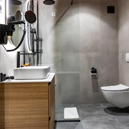 Helm Hotel 4*