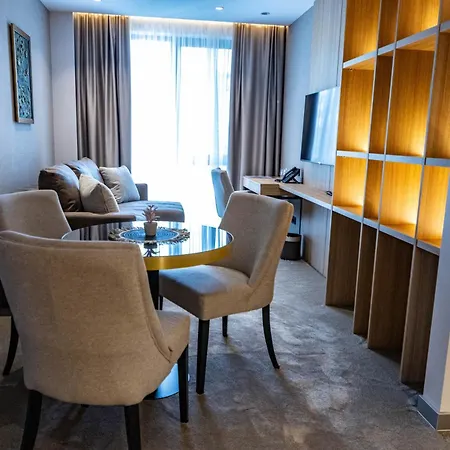 Helm Hotel 4*